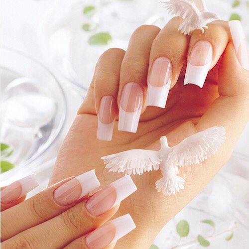 SIGNATURE NAILS AND SPA - nails service